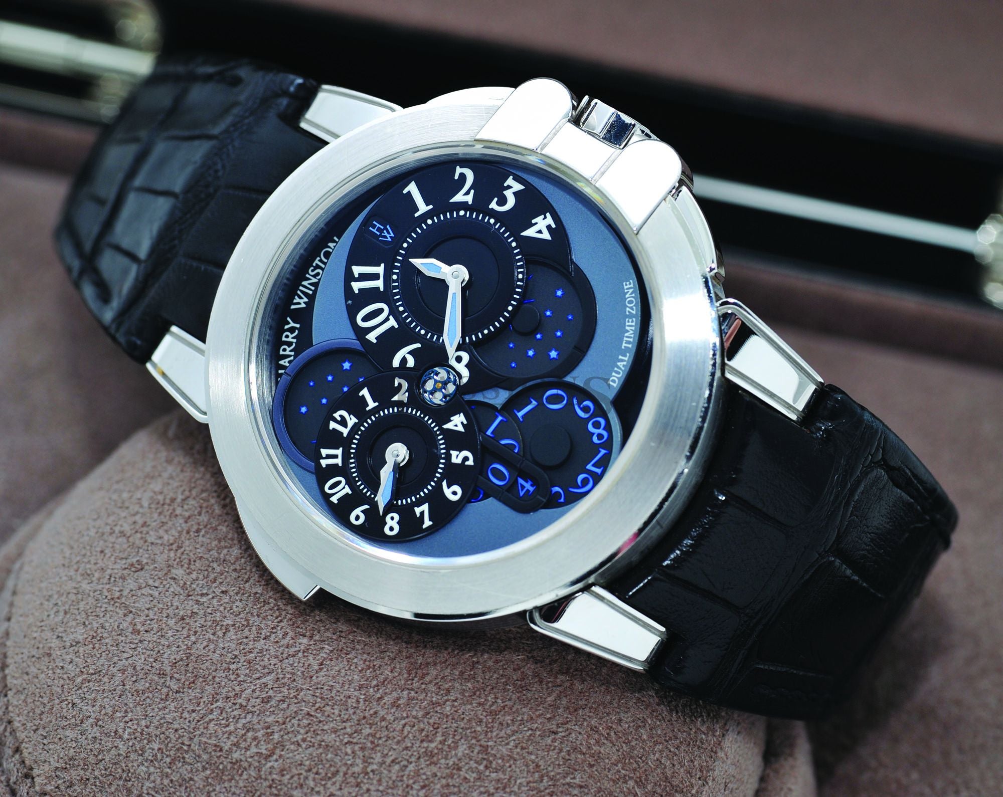 HARRY WINSTON Ocean Dual Time