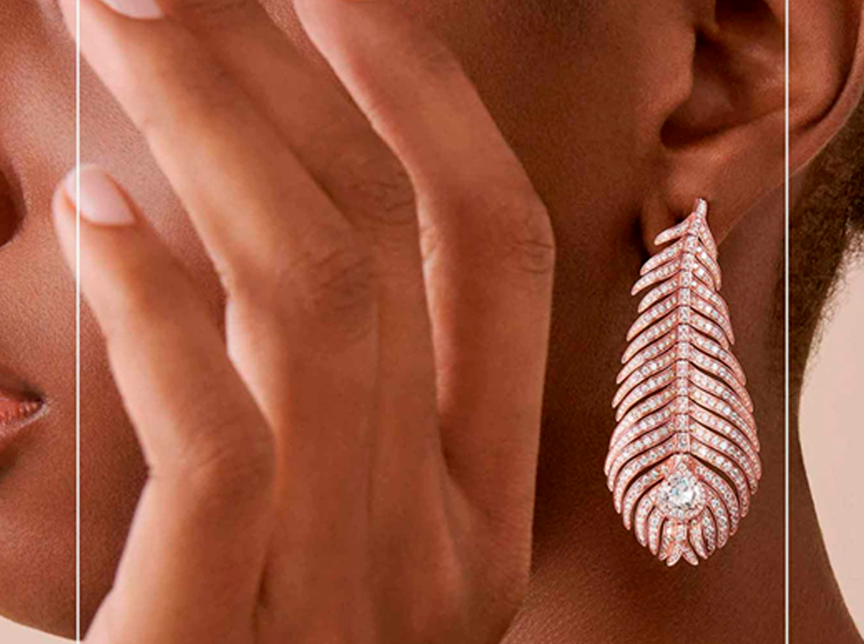 Buy original Boucheron Plume de Paon Earrings with Bitcoin!