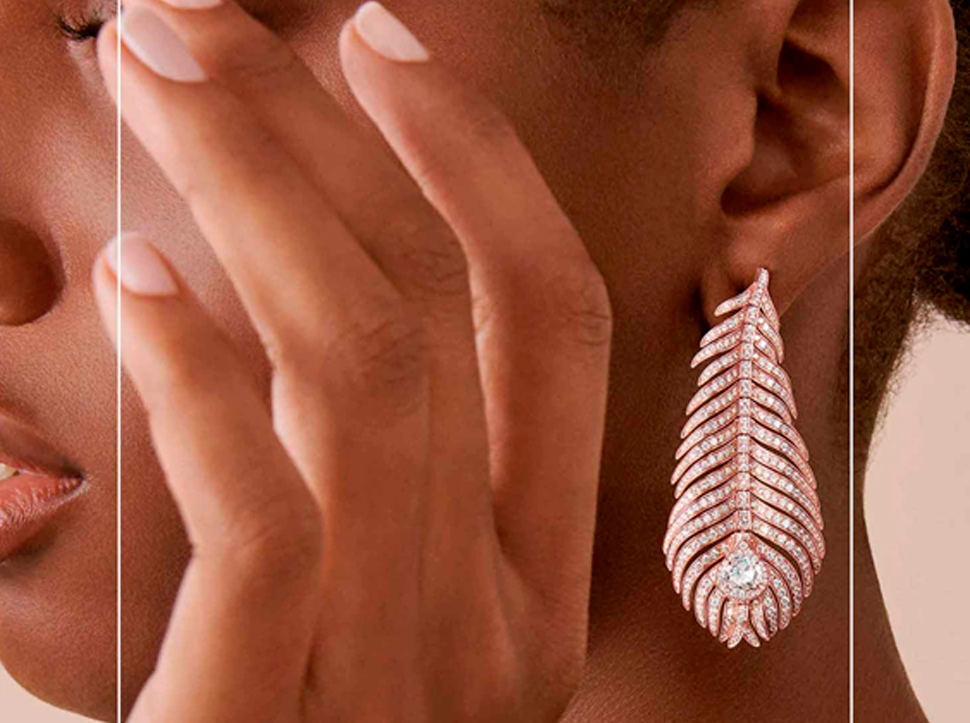 Buy original Boucheron Plume de Paon Earrings with Bitcoin!